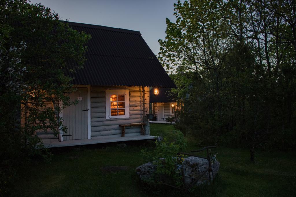 Kuusetuka Tourism Farm Villa Pahkla Buitenkant foto